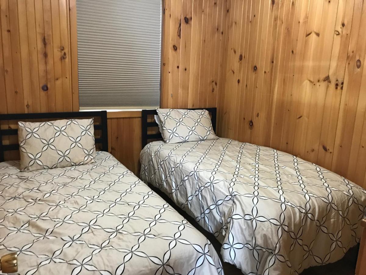 Merland Park Cottages And Motel Picton Eksteriør billede