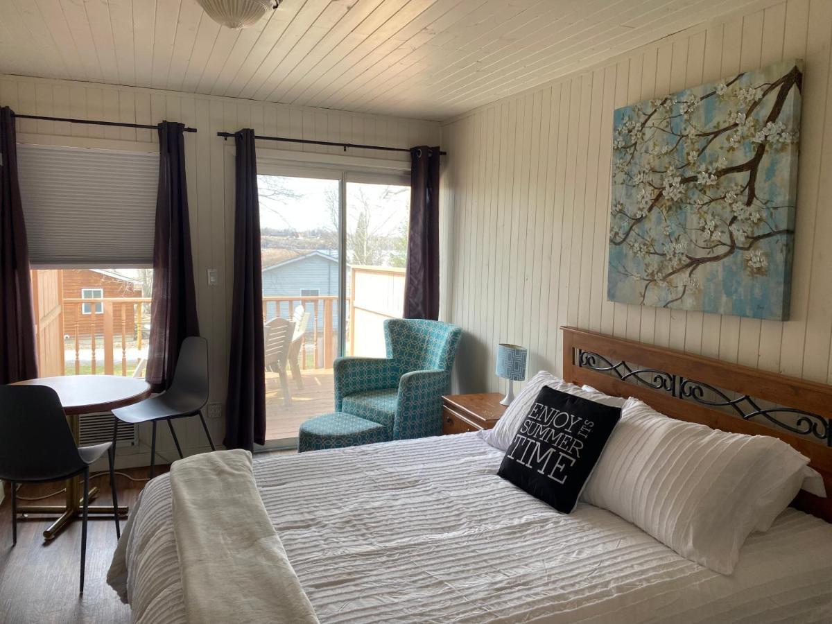 Merland Park Cottages And Motel Picton Eksteriør billede