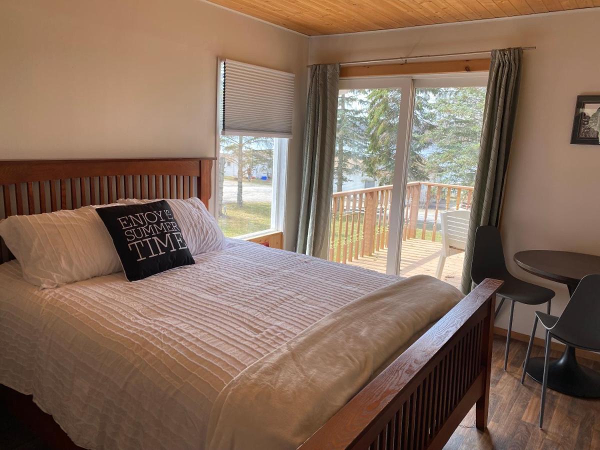 Merland Park Cottages And Motel Picton Eksteriør billede