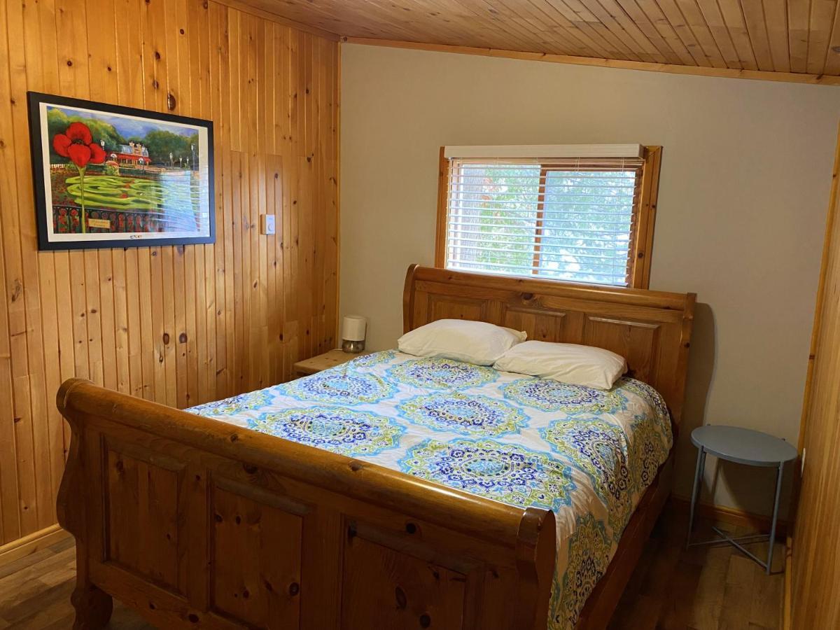 Merland Park Cottages And Motel Picton Eksteriør billede