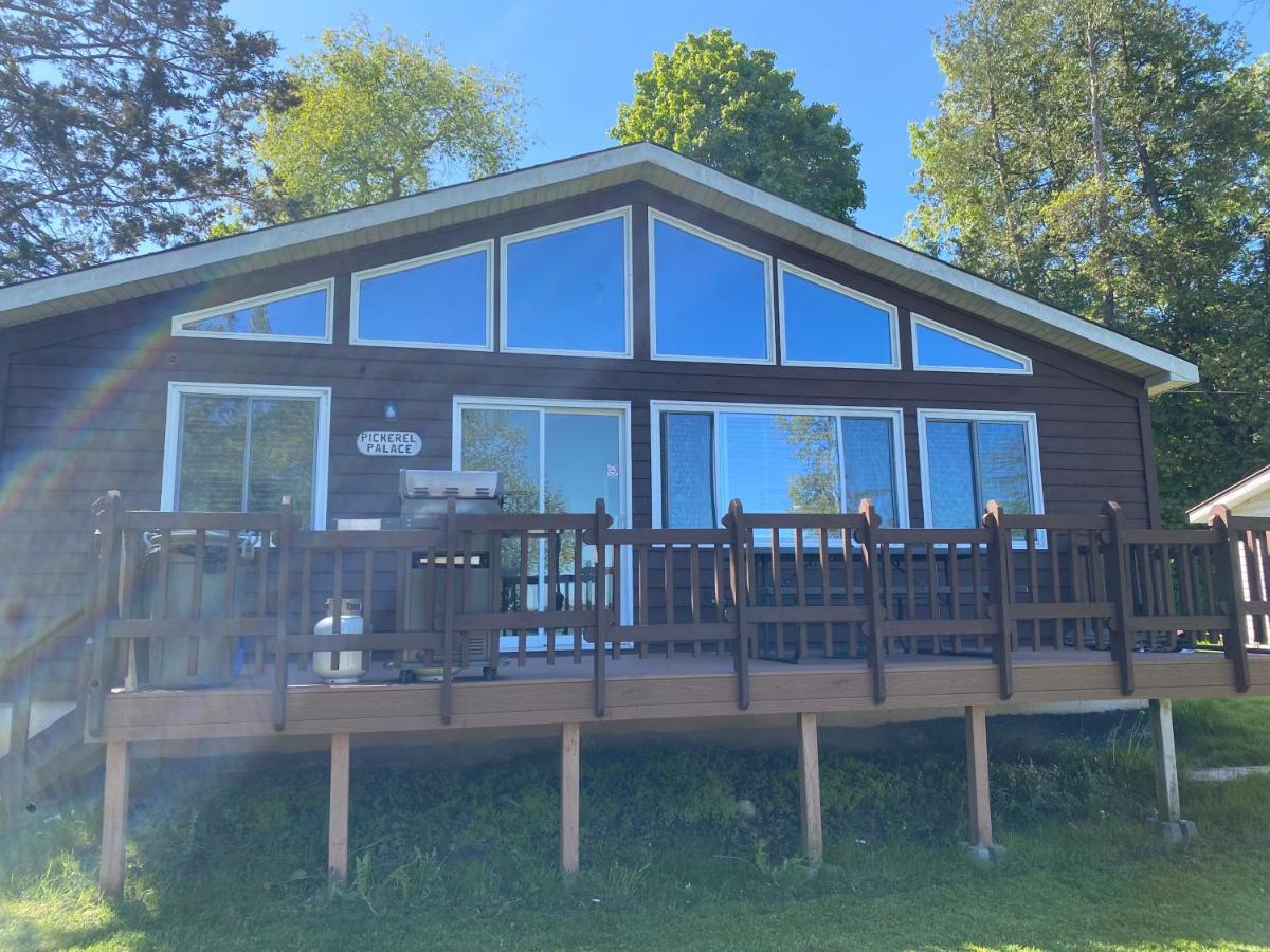 Merland Park Cottages And Motel Picton Eksteriør billede