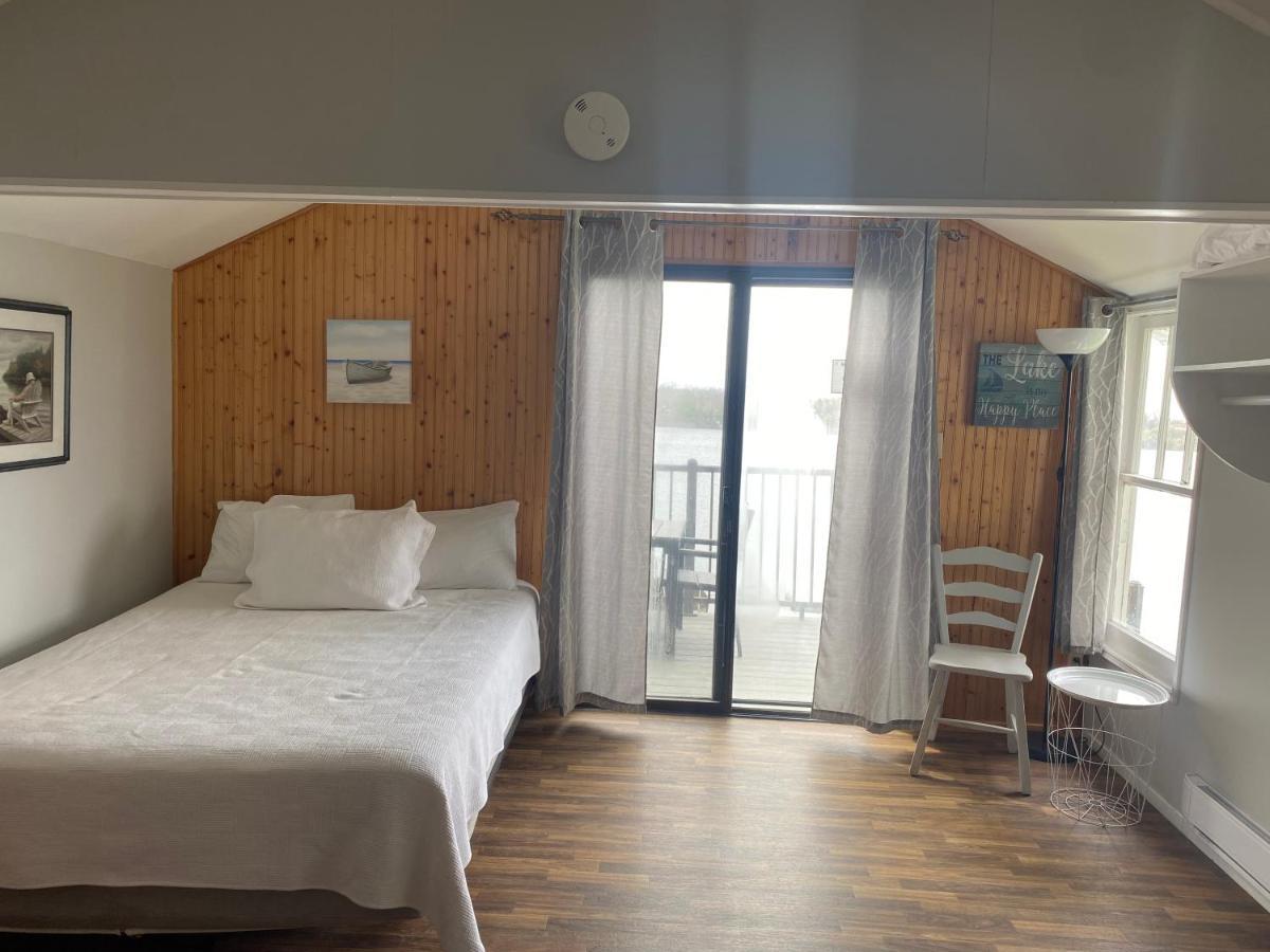 Merland Park Cottages And Motel Picton Eksteriør billede