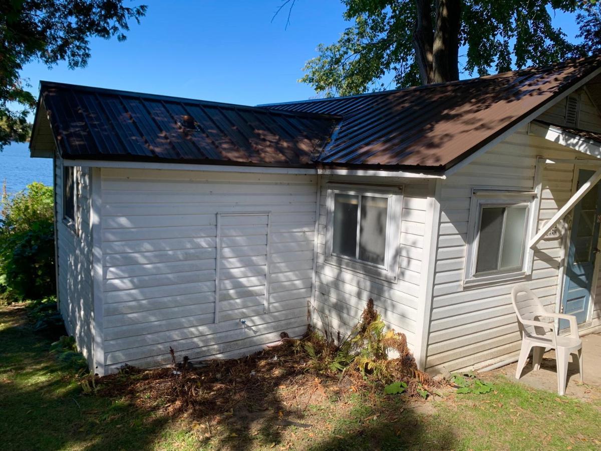 Merland Park Cottages And Motel Picton Eksteriør billede