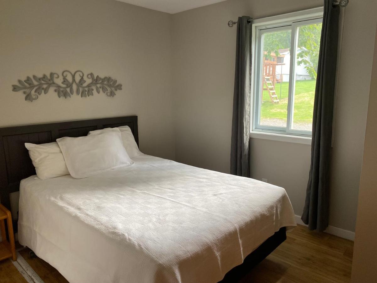 Merland Park Cottages And Motel Picton Eksteriør billede